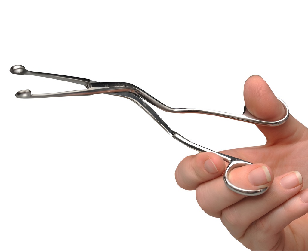 Tijera quirúrgica adulto